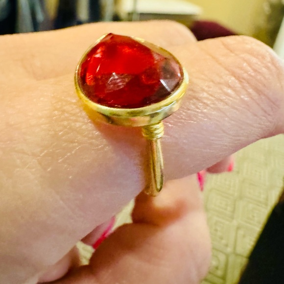 Baccarat- Marie-Helene de Taillac Pear Ring- 18k Gold Red Crystal Jewelry- SZ- 7 - Picture 7 of 16